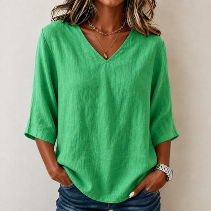 Blusa Renata™ de Lino y Algodón con Diseño Minimalista, Escote V y Manga Tres Cuartos