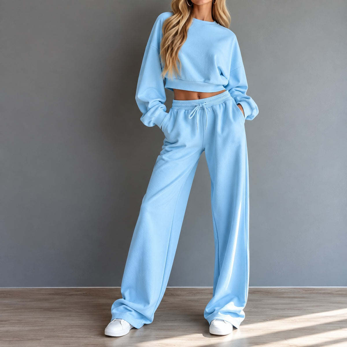 Conjunto Celaya™ con Sudadera Corta y Pantalón de Pierna Ancha  con Cordón