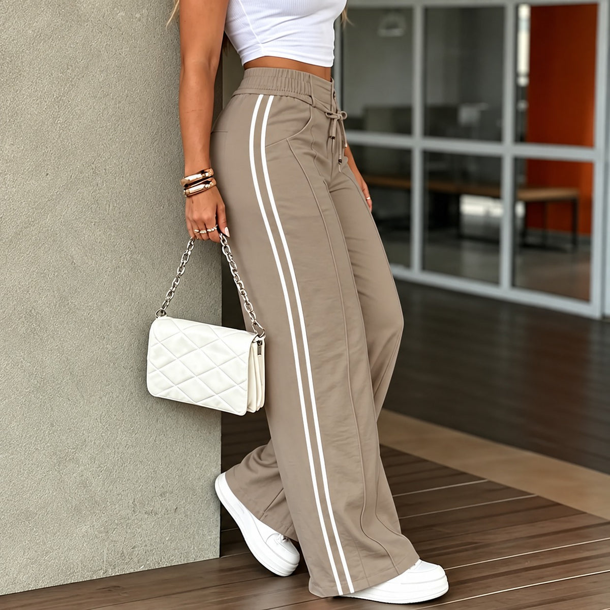 Pantalón Livana™ de Cintura Alta Ajustable, Franjas Laterales y Corte Palazzo