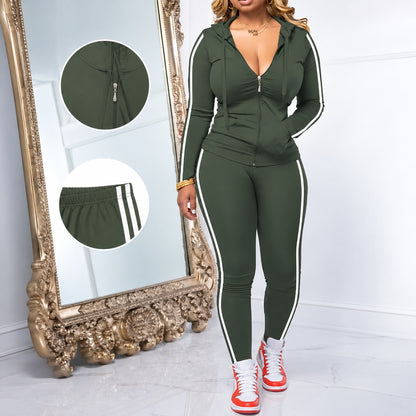 Conjunto Deportivo Alessandra™ con Chamarra con Capucha y Pantalón Ajustado